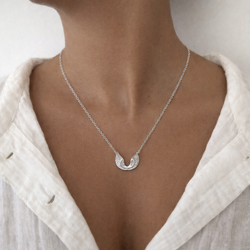 Collar Alas Plata