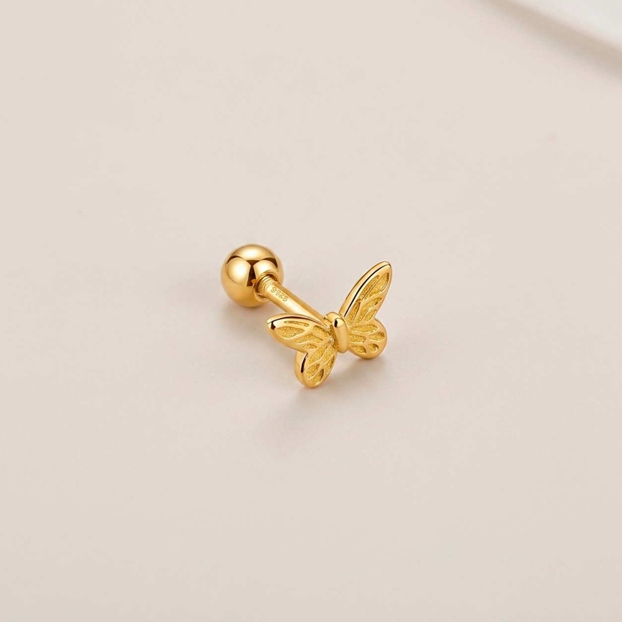 Pendiente Mini Mariposa Oro