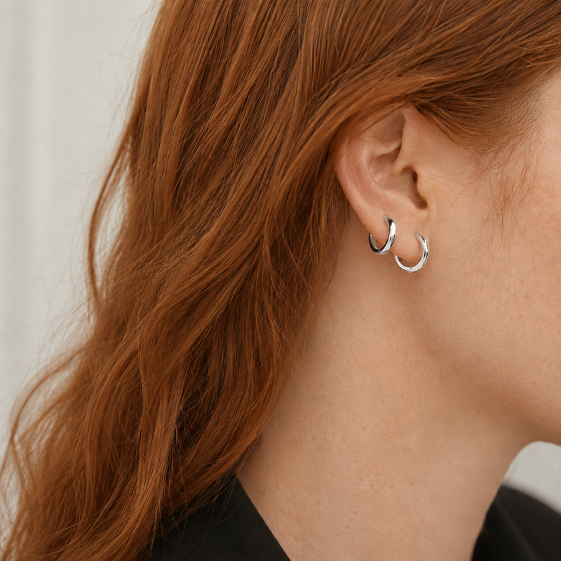 Axelia Gold Earrings