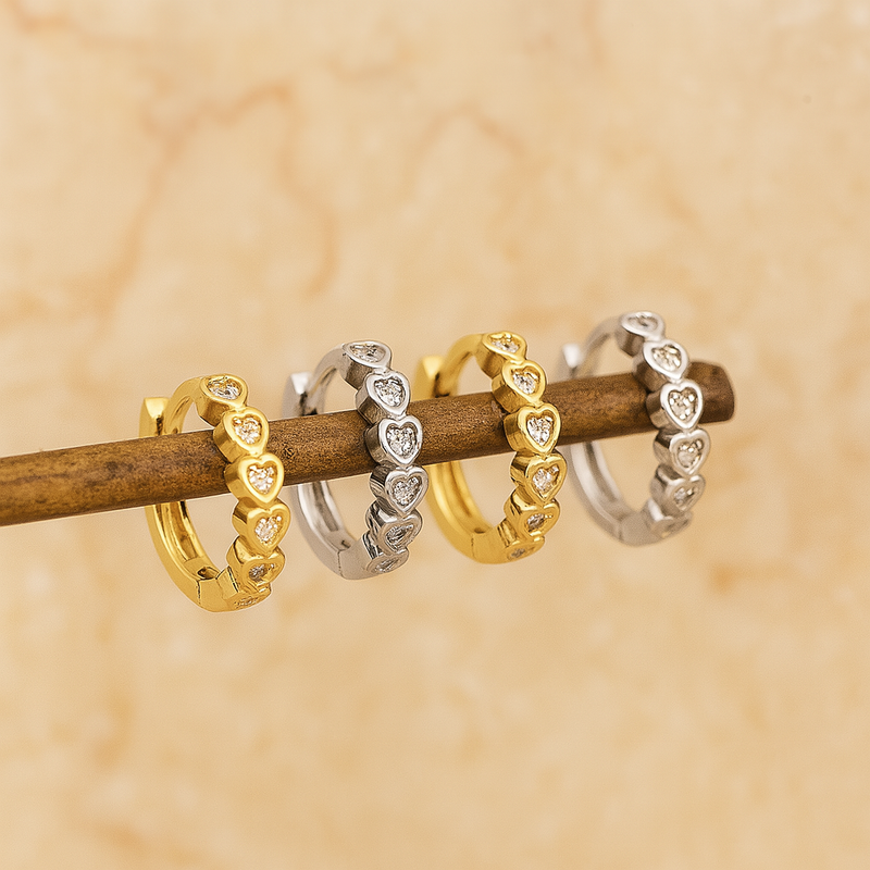 Orecchini Mini Cuori Oro