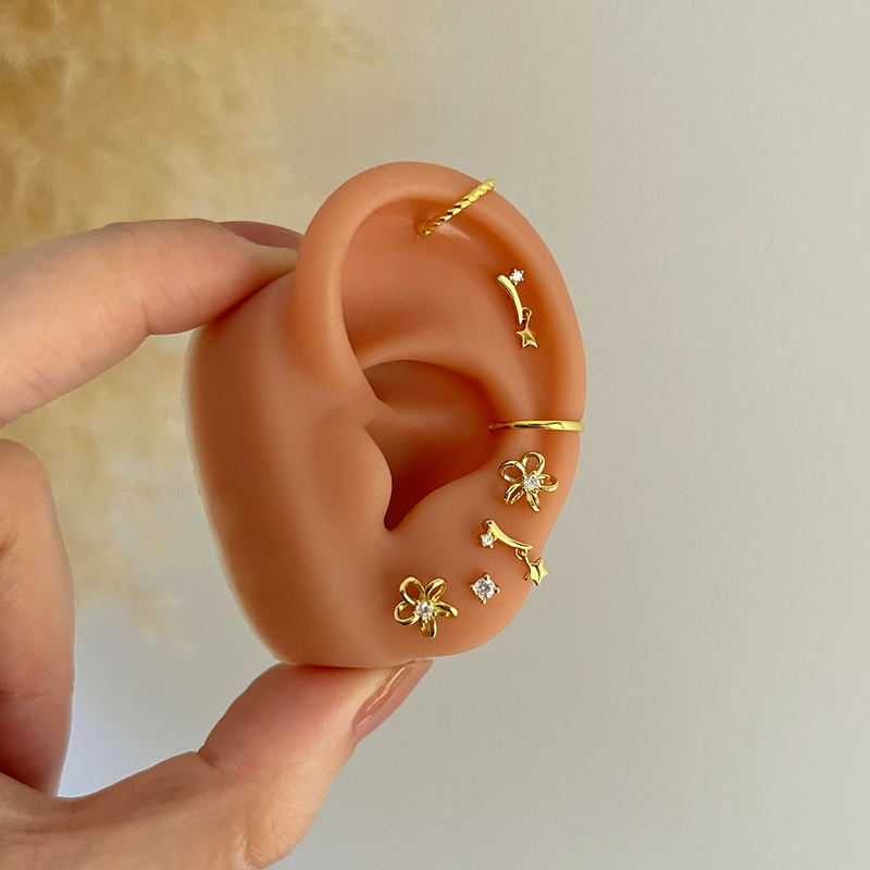 Gold Crossed Ear Cuff