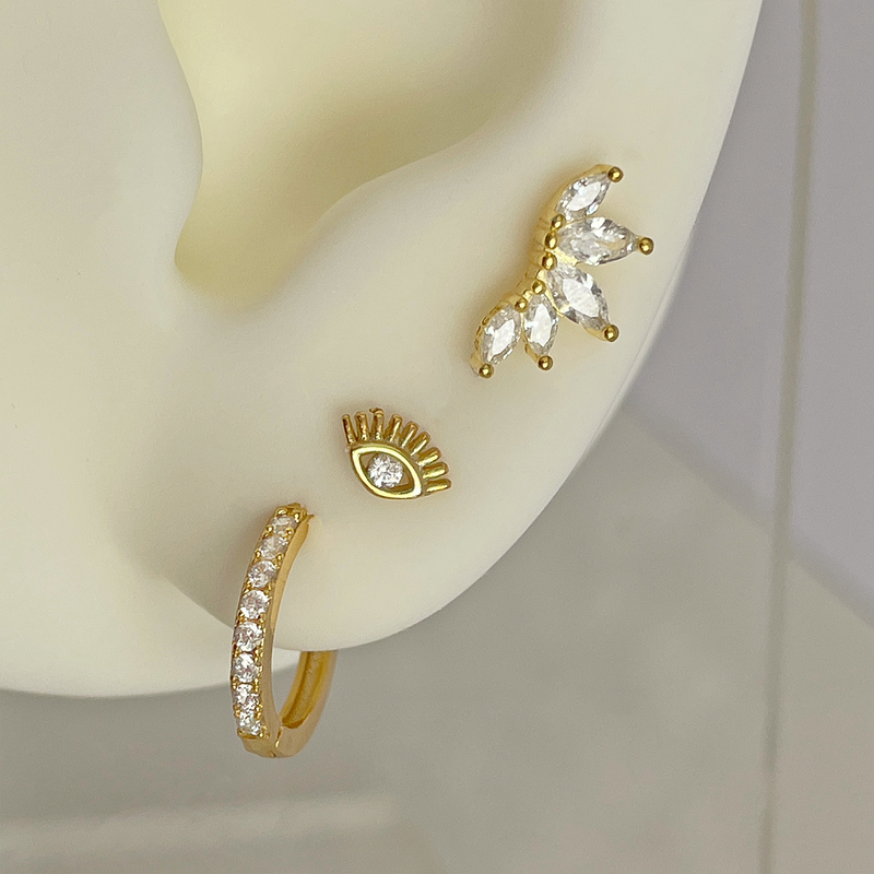 Orecchino Tabi Bianco Oro