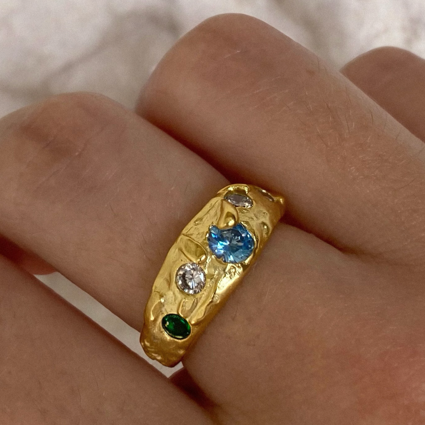 Anello Veyra Blu Oro