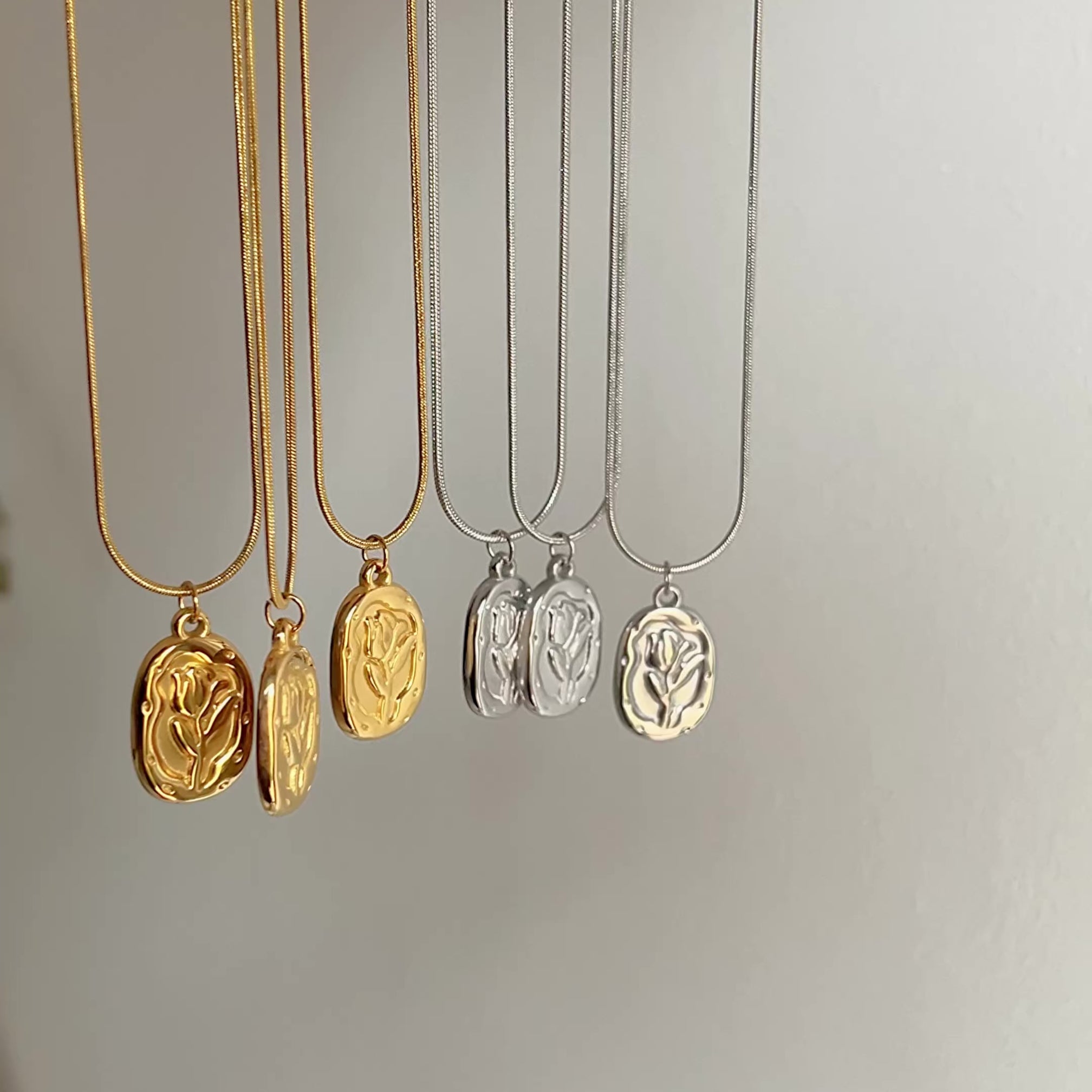 Collar Tulipán Oro