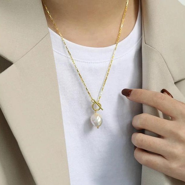 Aphrodite necklace 