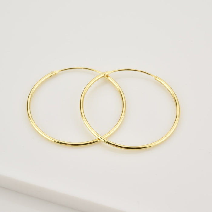 Basic Gold Hoops 